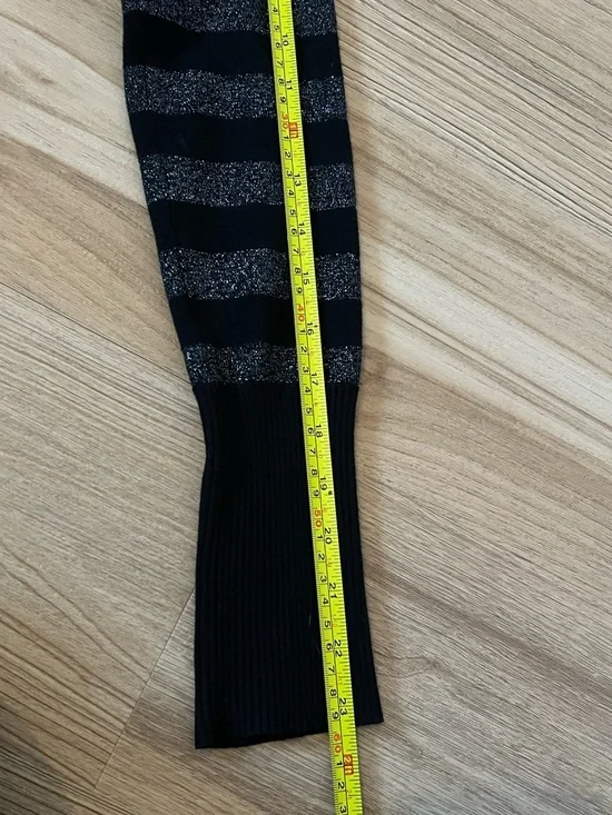 Guess Striped Black Zip-Up Sweater w Gem Logo - Picture 6 of 6